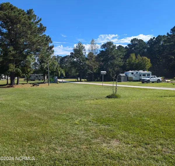 Holly Ridge, NC 28445,000 Hardison RD