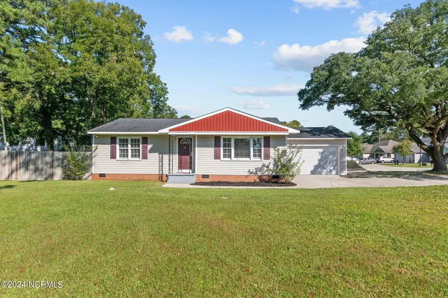 103 Patriot CT, Havelock, NC 28532