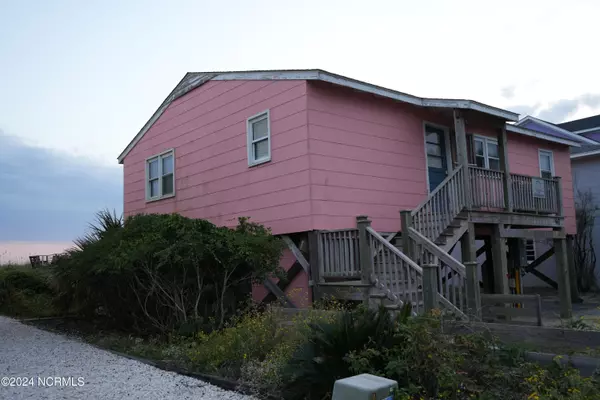 Holden Beach, NC 28462,947 Ocean BLVD W