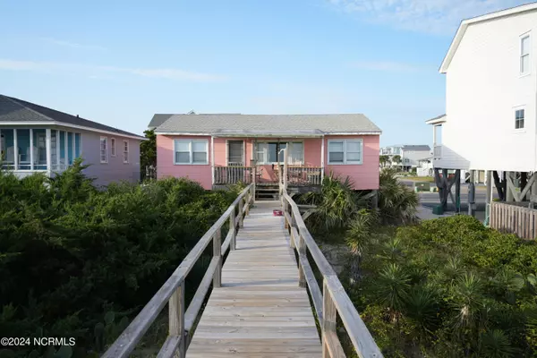 Holden Beach, NC 28462,947 Ocean BLVD W