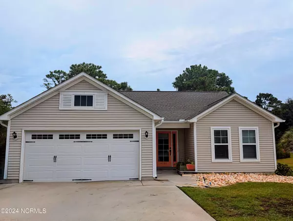 4524 Pinewood Village DR, Southport, NC 28461