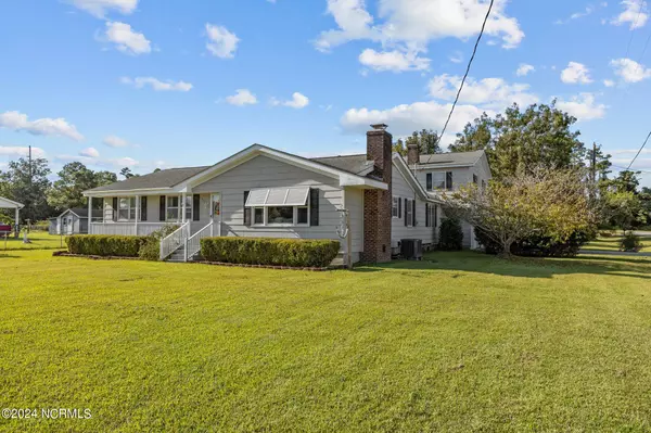 311 Mcdaniel DR, Beaufort, NC 28516