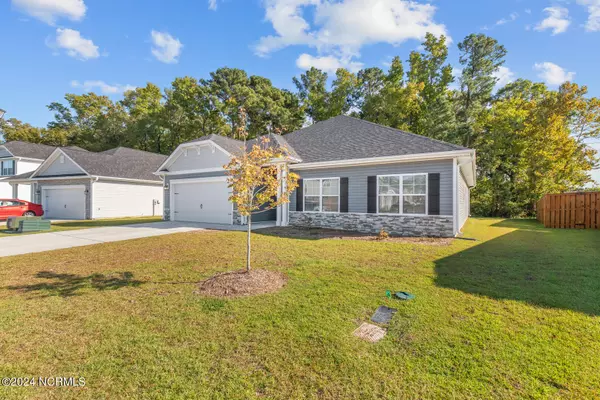 Richlands, NC 28574,923 Eakins LN