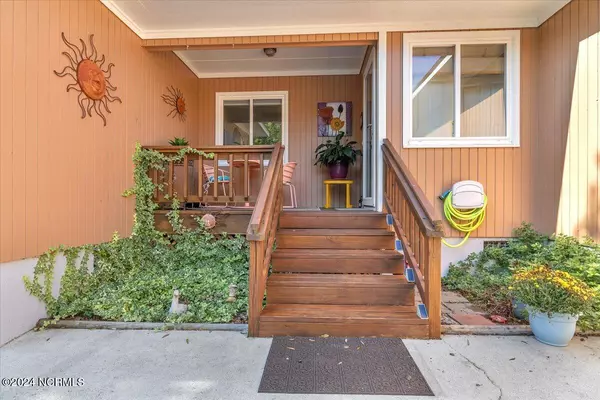 Caswell Beach, NC 28465,105 Fairway DR