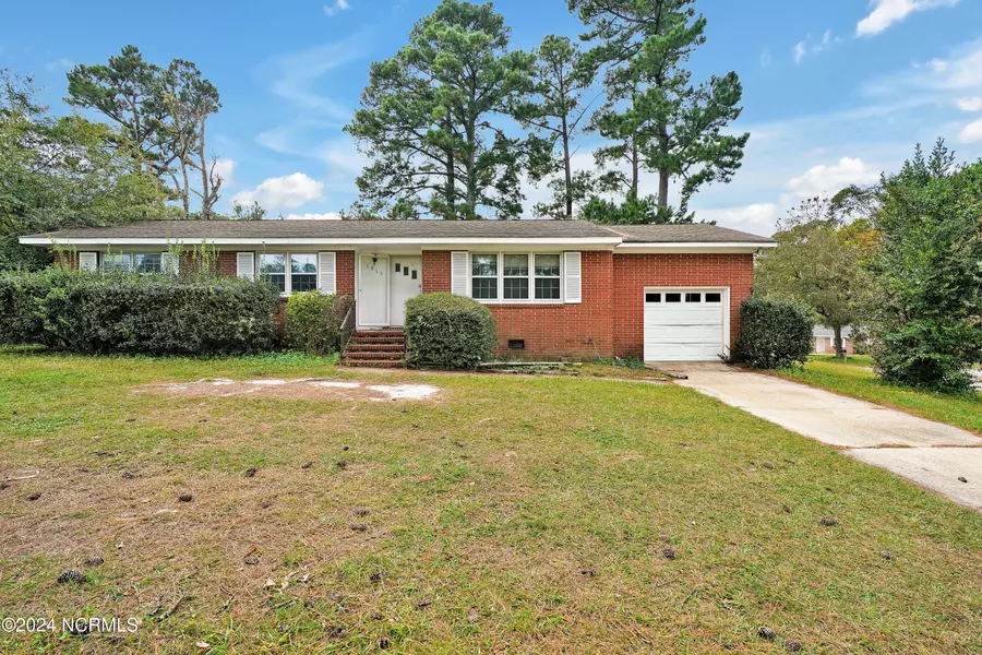 1013 Glenlea DR, Wilmington, NC 28405