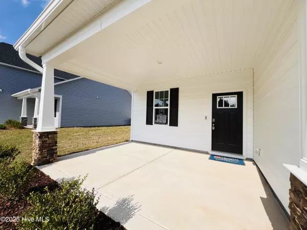 Raeford, NC 28376,201 Watercress LN