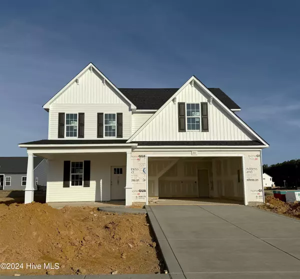 201 Watercress LN, Raeford, NC 28376