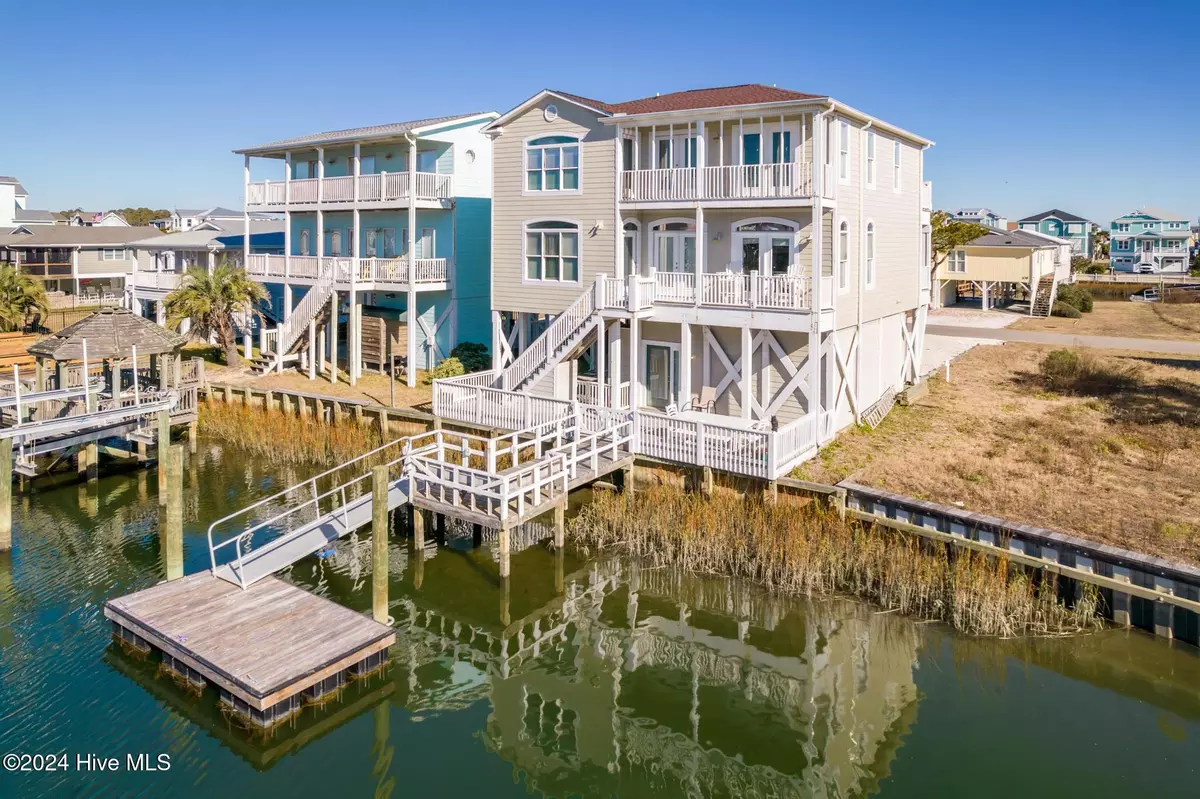 Holden Beach, NC 28462,109 Salisbury ST