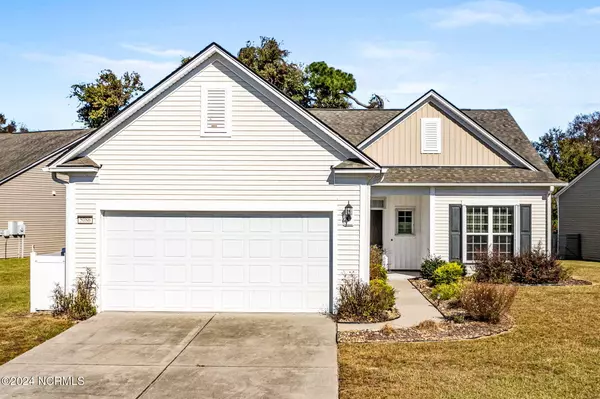 5086 Capstan CT, Southport, NC 28461