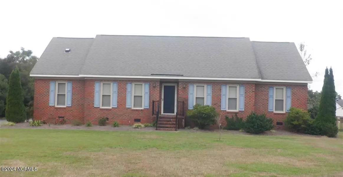 4306 Corey RD, Winterville, NC 28590