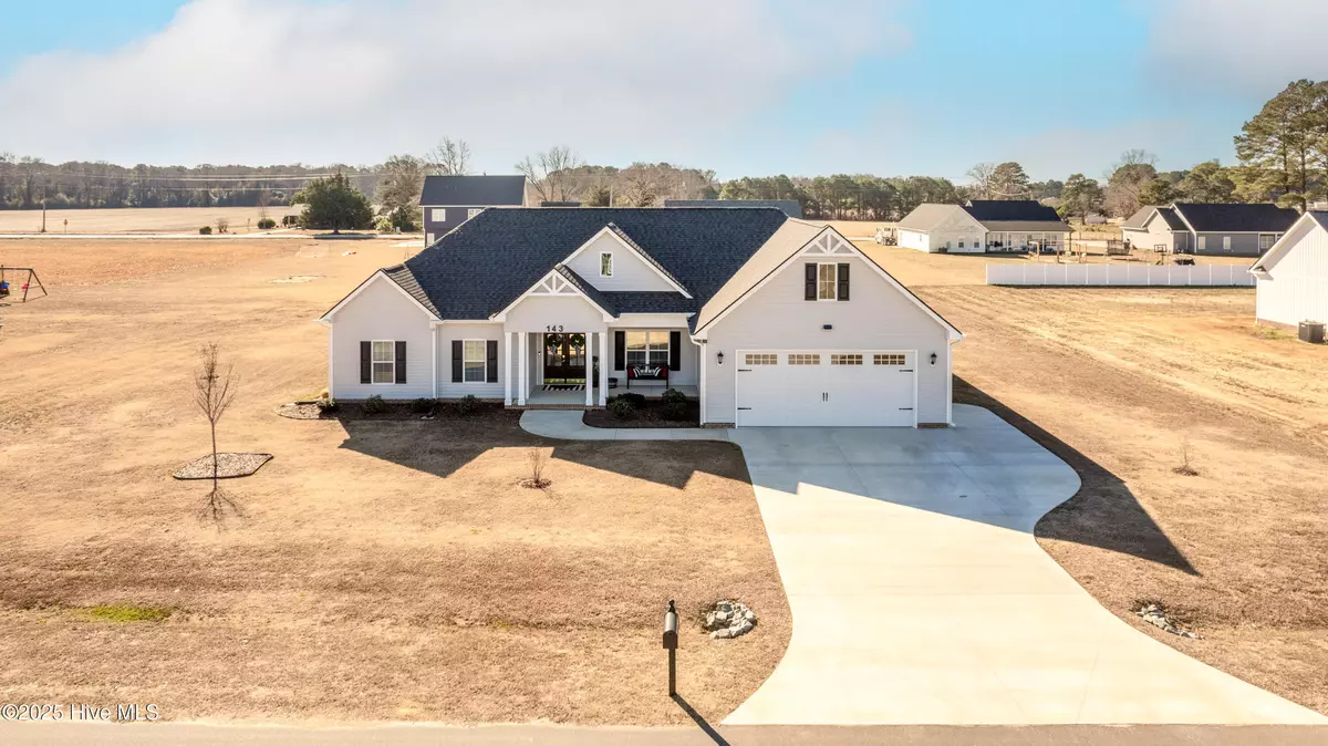 Clinton, NC 28328,143 Country Cove LN