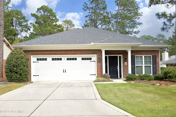 5 Gull LN,  Pinehurst,  NC 28374