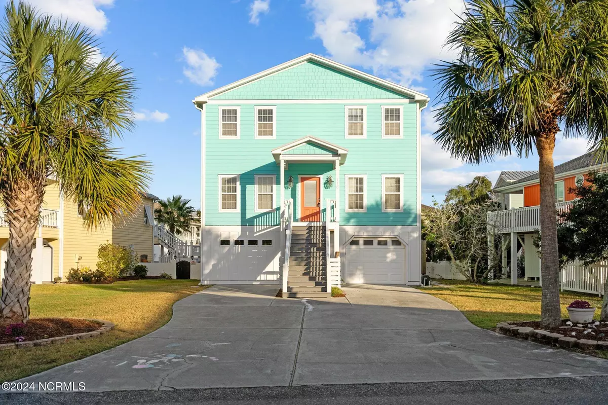 Kure Beach, NC 28449,118 Clementree LN