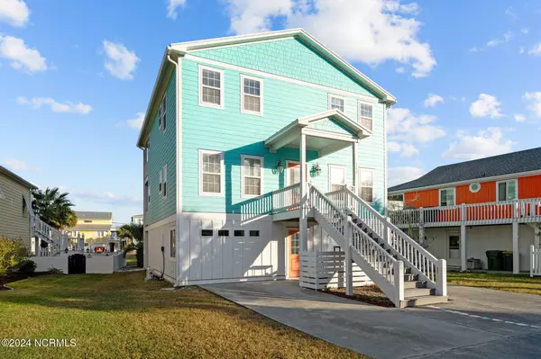 Kure Beach, NC 28449,118 Clementree LN