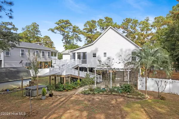 Oak Island, NC 28465,2601 W Yacht DR