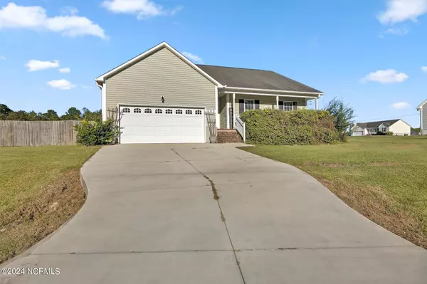 Richlands, NC 28574,503 Southwest Ridge DR