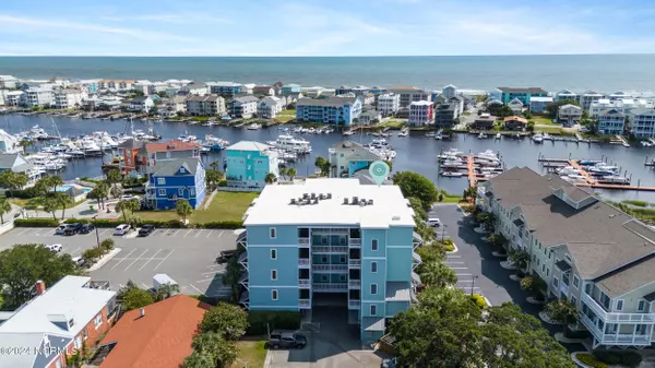 712 Saint Joseph ST #403, Carolina Beach, NC 28428