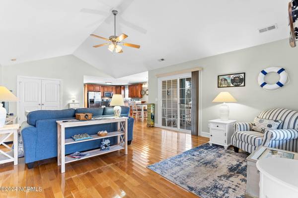 Oak Island, NC 28465,138 NE 31st ST