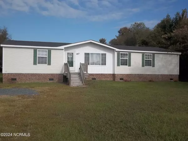 142 Swains LN, Barco, NC 27917