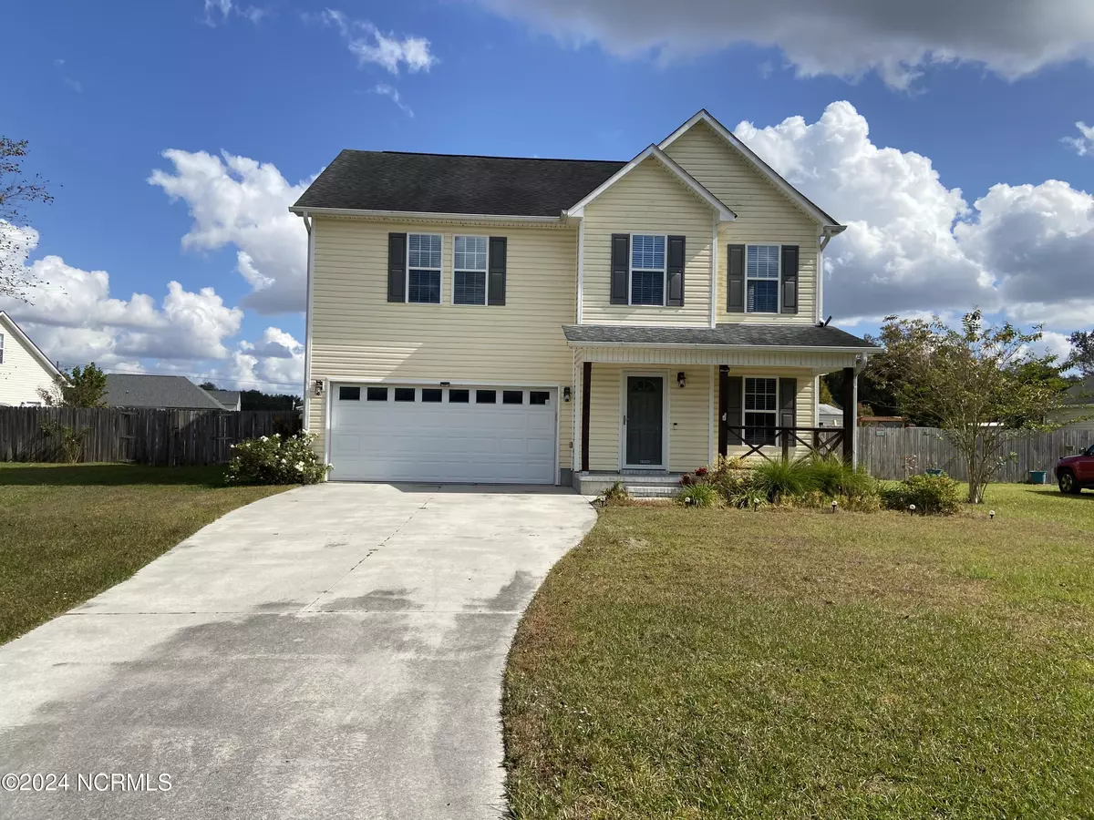 Beulaville, NC 28518,105 Willard WAY