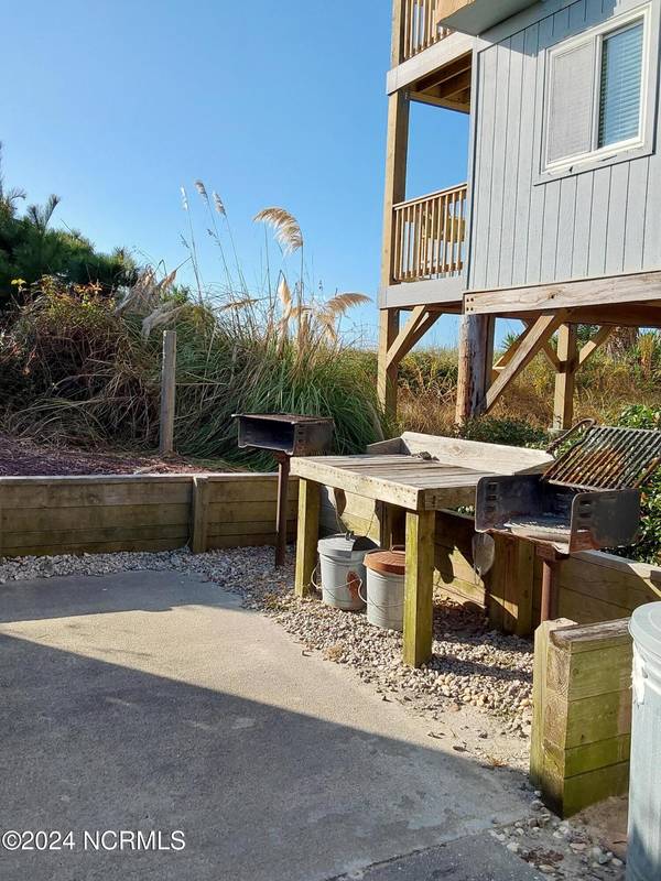 Ocean Isle Beach, NC 28469,277 W First ST #1c