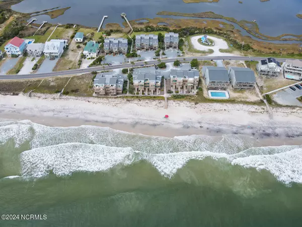 North Topsail Beach, NC 28460,1774 New River Inlet RD #5