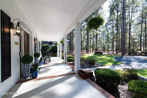 Pinehurst, NC 28374,41 Mcmichael DR