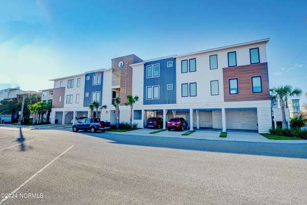 2 Marina ST #Unit B, Wrightsville Beach, NC 28480