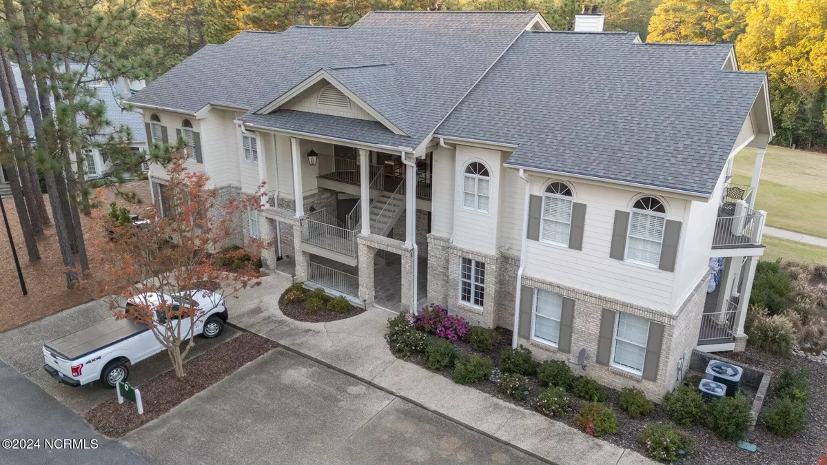 Pinehurst, NC 28374,250 Cochrane Castle CIR #D