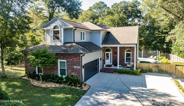 8423 Bald Eagle LN, Wilmington, NC 28411