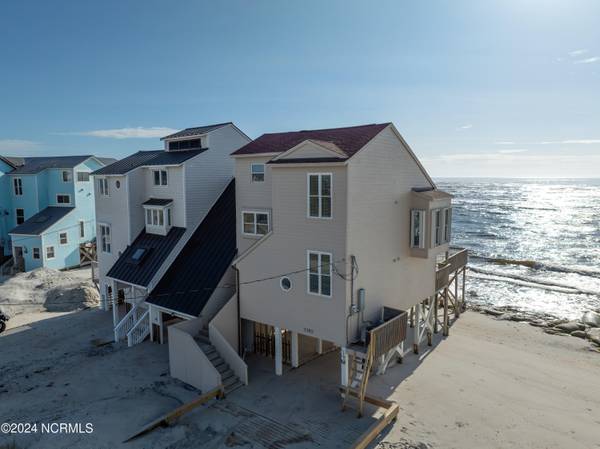 North Topsail Beach, NC 28460,2362 New River Inlet RD