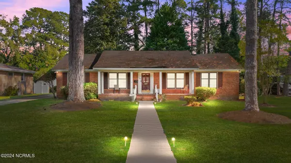 1008 S Howard CIR, Tarboro, NC 27886