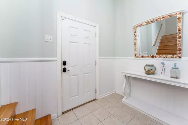 North Topsail Beach, NC 28460,104 Sea Oaks CT