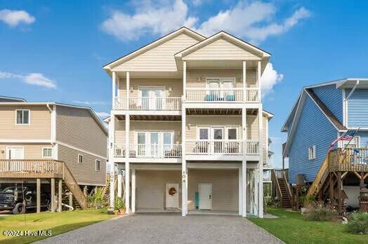 North Topsail Beach, NC 28460,104 Sea Oaks CT