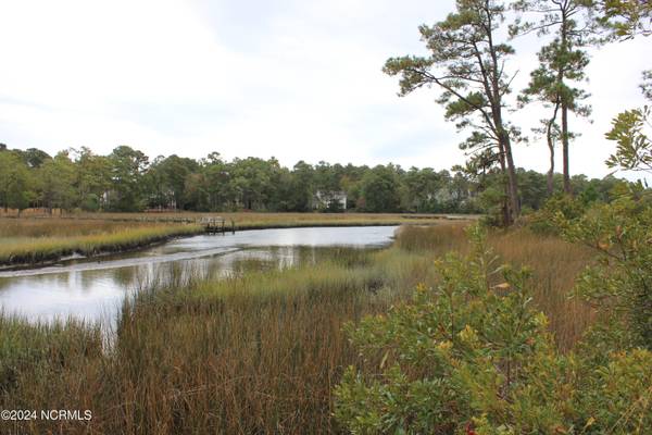 407 Salt Creek RD, Swansboro, NC 28584