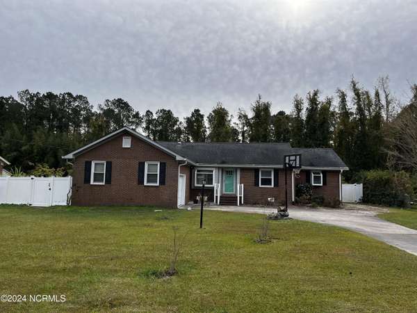 209 Carolina Pines BLVD, New Bern, NC 28560