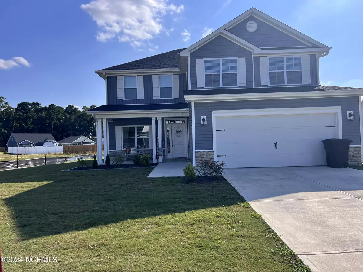 Richlands, NC 28574,747 Greenwich PL