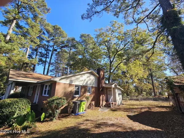 New Bern, NC 28560,307 Neuse Cliffs RD