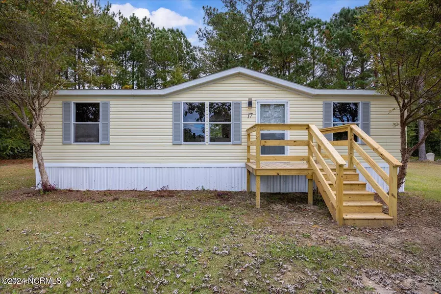 17 Turkey Creek RD, Rocky Point, NC 28457