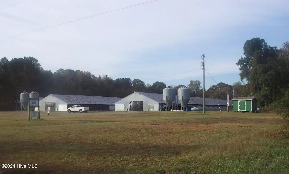 Ahoskie, NC 27910,136 Mt. Moriah Rd RD