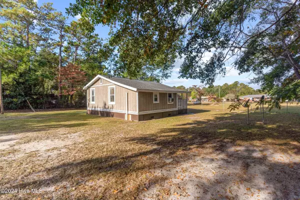 Leland, NC 28451,412 Sara Chip LN