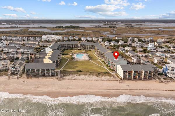 918 N New River DR #727, Surf City, NC 28445