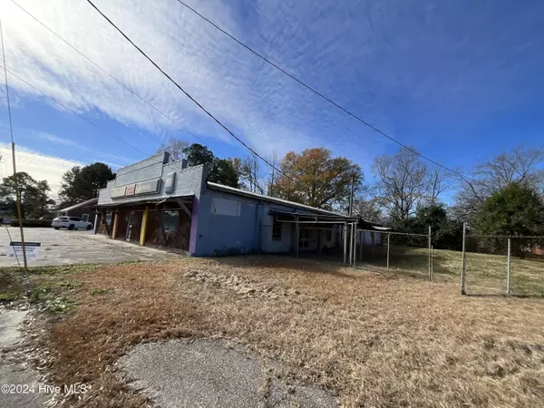 Ayden, NC 28513,4392 Lee ST