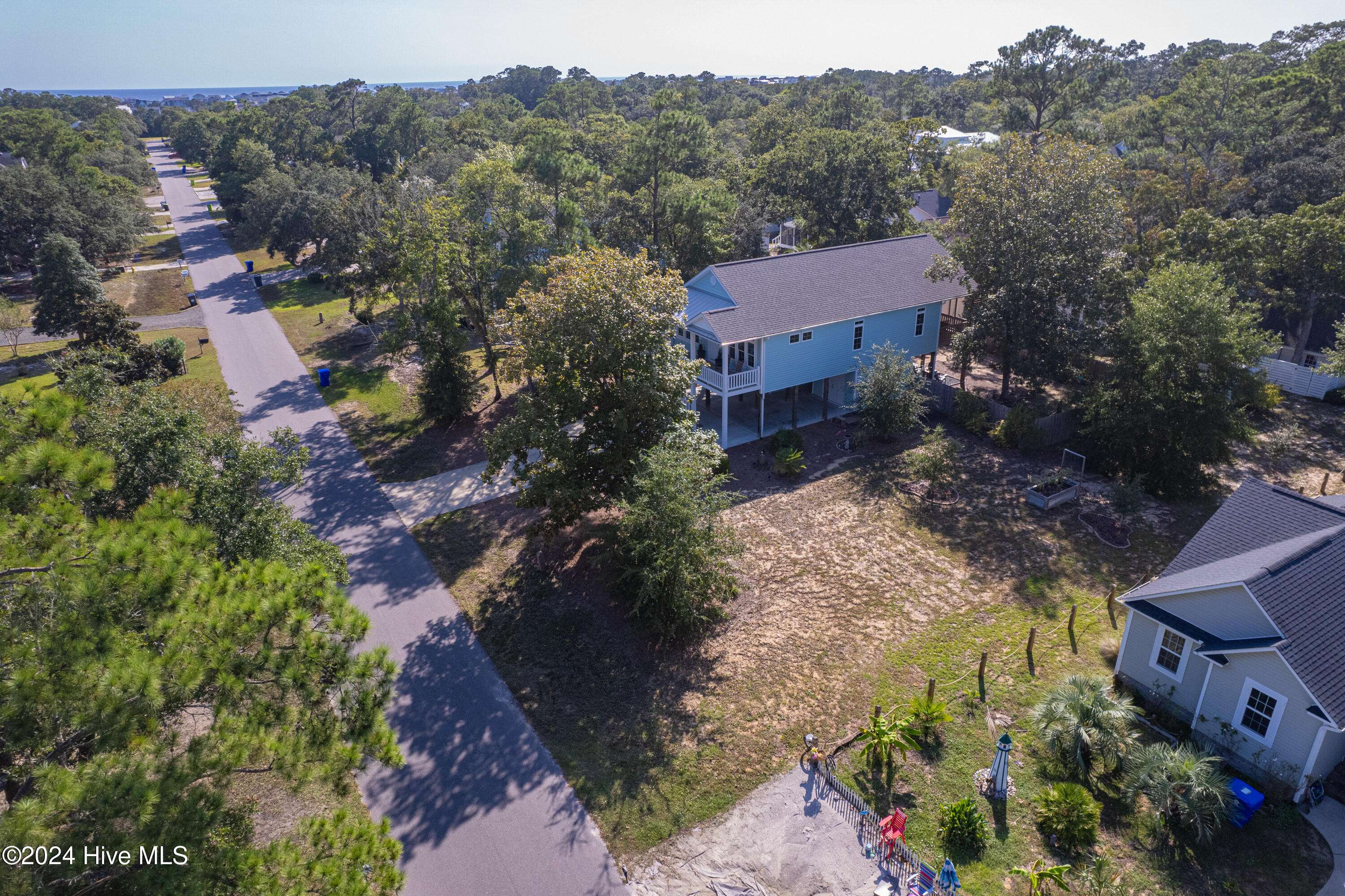 127 NW 25th ST, Oak Island, NC 28465