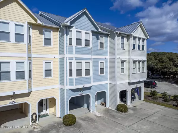 515 N New River DR #C, Surf City, NC 28445