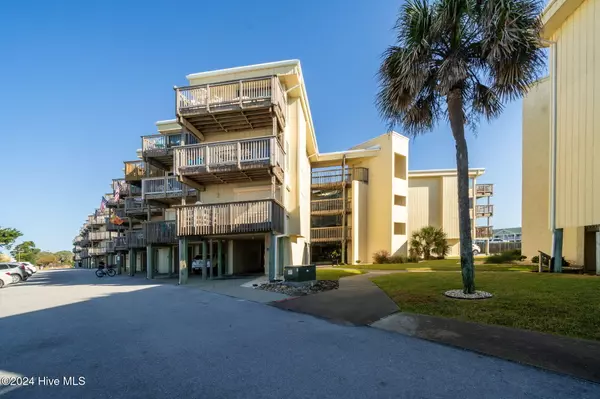 9100 Reed DR #2203, Emerald Isle, NC 28594