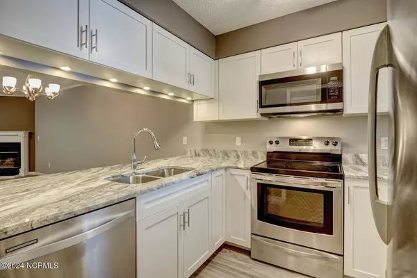 Leland, NC 28451,10163 Creekside DR SE #5