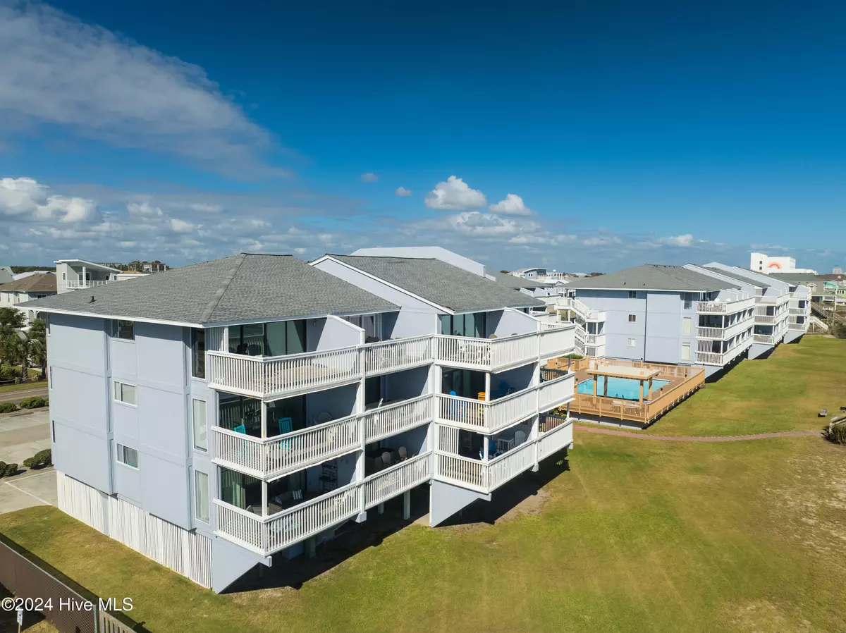 Carolina Beach, NC 28428,1311 S Lake Park BLVD #Unit 42b