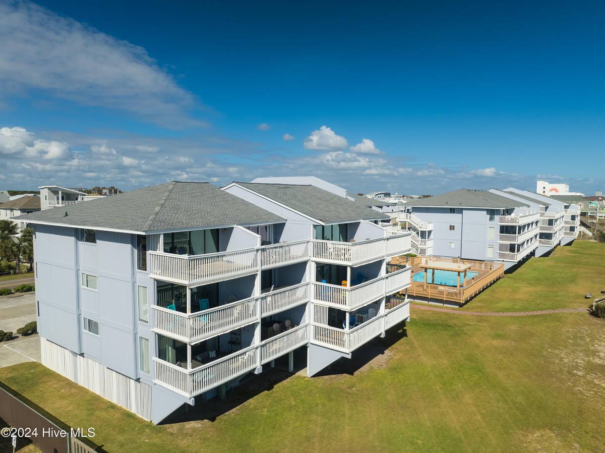 Carolina Beach, NC 28428,1311 S Lake Park BLVD #Unit 42b