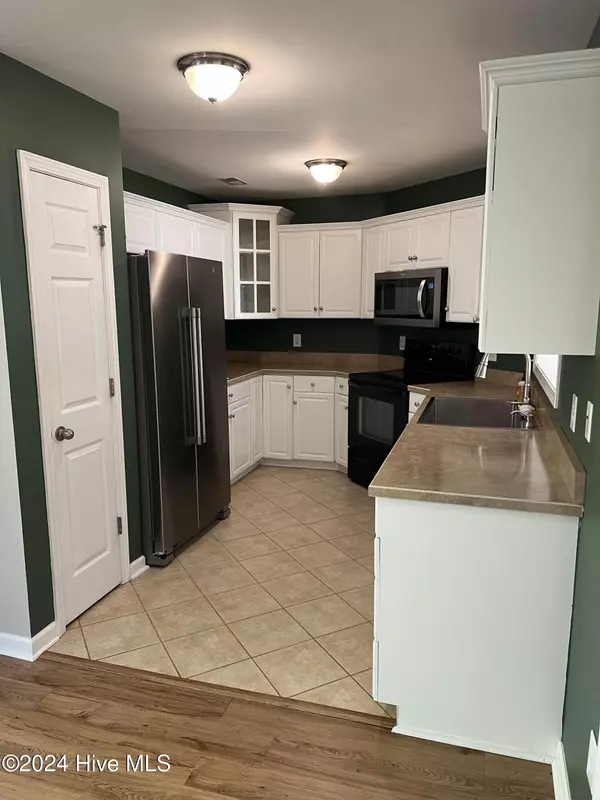 New Bern, NC 28560,180 Crooked Run DR